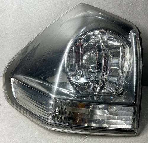 Фонарь задний 8156148061 TOYOTA