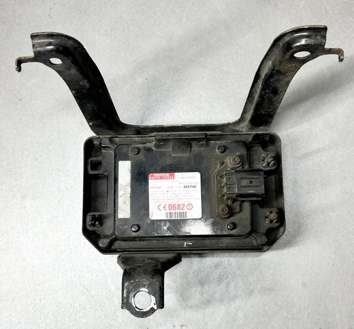 TOYOTA 8821030080 Радарный датчик дистанции в наличии Черновцы