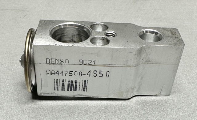 8851506140 TOYOTA Клапан TRV кондиционера купить в Николаев