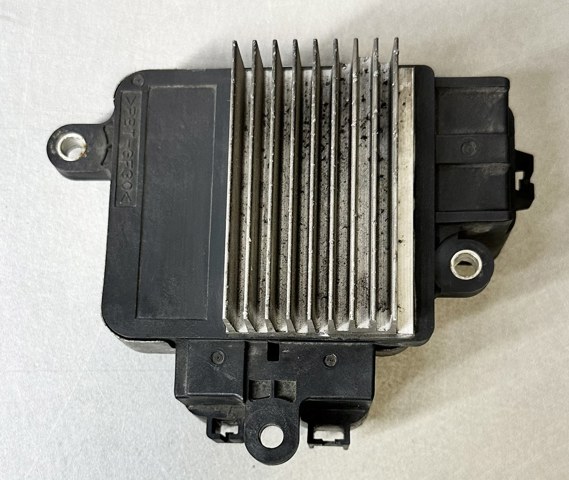 8925730110 TOYOTA Регулятор оборотов вентилятора купить в Киев