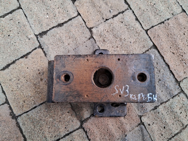 1171065D03 SUZUKI Подушка (опора) двигателя задняя купить в Чернигов