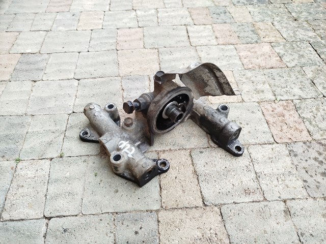  Корпус масляного фильтра 1523840K01 NISSAN