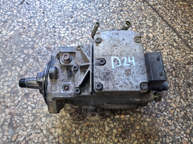 Насос топливный высокого давления (ТНВД) 16700VK500 NISSAN
