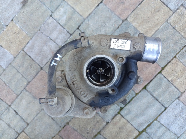 Турбокомпрессор 1720130030 TOYOTA