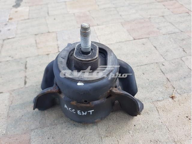 218101R010 Правая подушка двигателя купить Черновцы