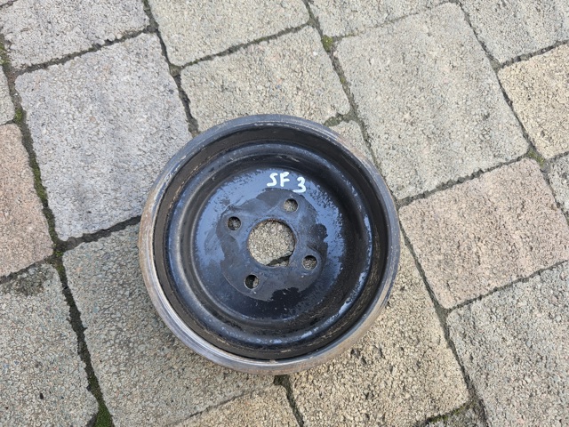 Шкив водяной помпы 2521138002 HYUNDAI