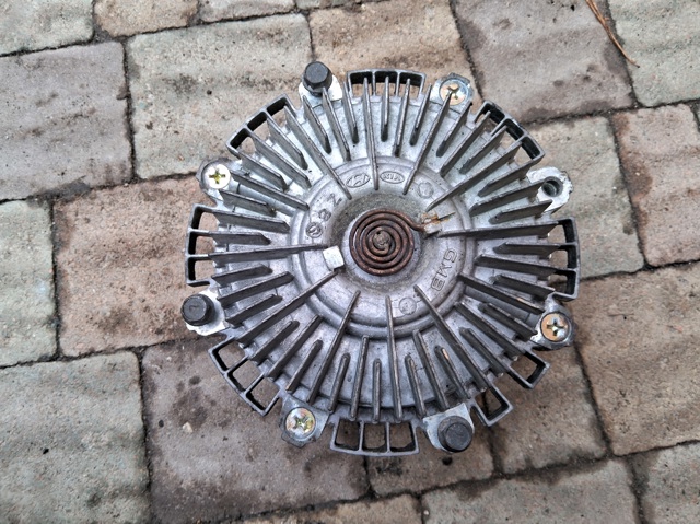 HYUNDAI 252374A000 Вискомуфта вентилятора в наличии Кривой Рог