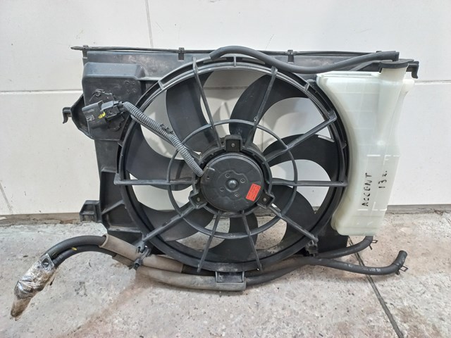 Диффузор радиатора охлаждения, в сборе с мотором и крыльчаткой 25380-4L050