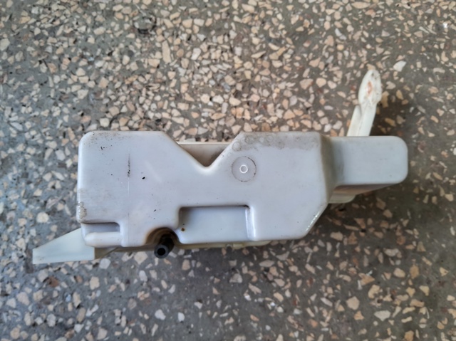 HYUNDAI 2543026100 Бачок системы охлаждения в наличии Сумы