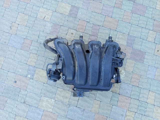 Коллектор впускной 283102G030 HYUNDAI