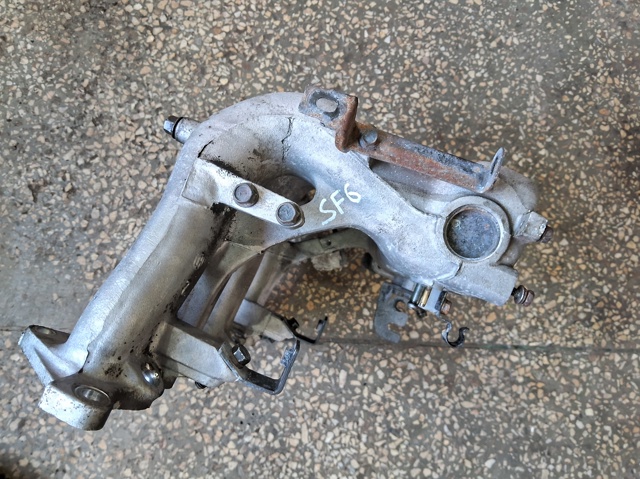 HYUNDAI 2831038304 Коллектор впускной в наличии Житомир