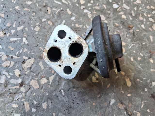 HYUNDAI 2845038210 Клапан EGR рециркуляции газов в наличии Черновцы