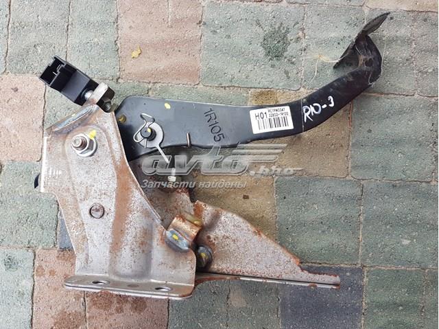Педаль сцепления 328021R100 HYUNDAI