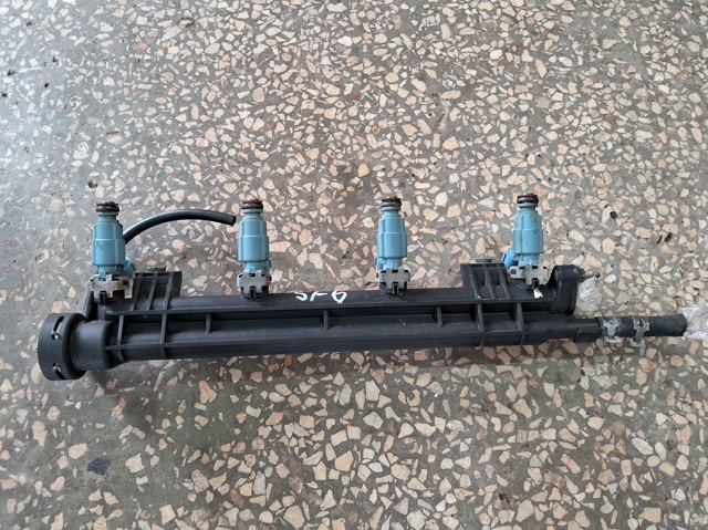 HYUNDAI 3530438300A Распределитель топлива (рампа) в наличии Харьков