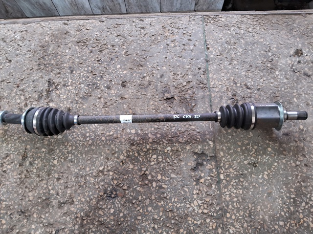 Полуось задняя, правая 42310SXSA01 HONDA