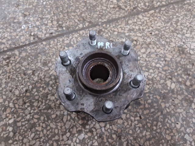 Ступица задняя 43202ZP80A NISSAN