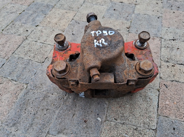 4773060110 TOYOTA Суппорт задний правый купить в Одесса