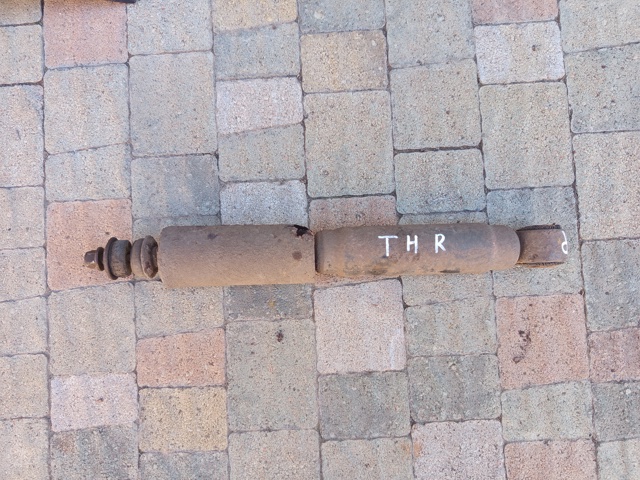 Амортизатор передней подвески 4851180064 TOYOTA