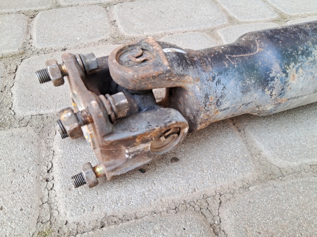 HYUNDAI 4930026000 Кардан задний в наличии Чернигов
