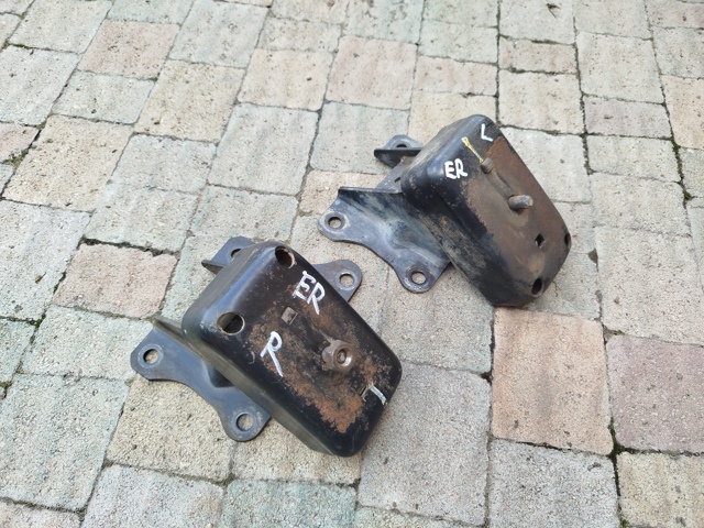 Подушка двигателя передняя 5106505 FORD