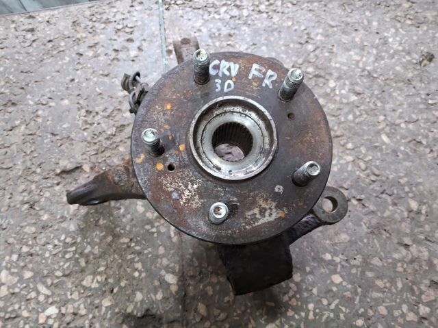 Кулак поворотный передний правый 51211SWAA00 HONDA