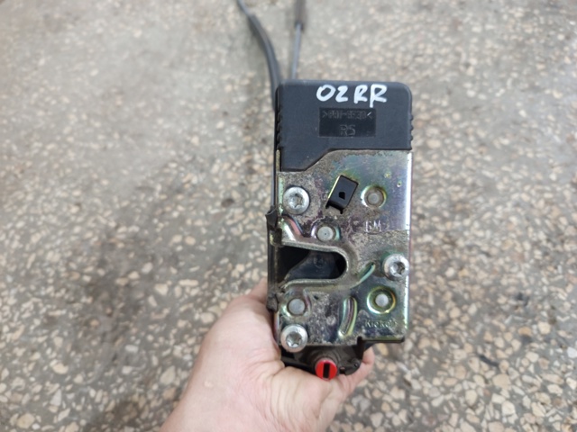OPEL 5134136 Замок двери задней правой в наличии Черновцы