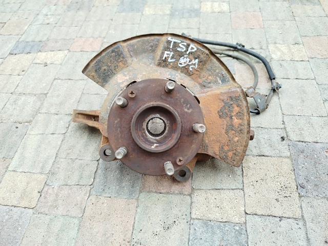 Цапфа - поворотный кулак передний, левый 517152E100 HYUNDAI