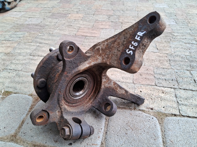 HYUNDAI 5171626100 Цапфа передняя правая в наличии Днепр