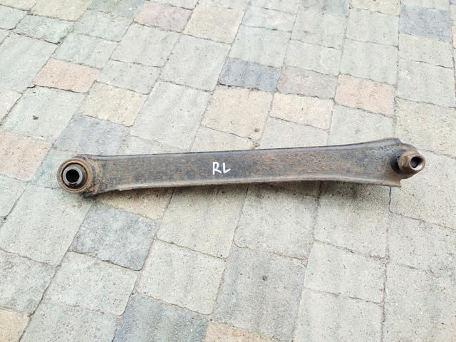Задняя поперечная тяга 552202E600 HYUNDAI