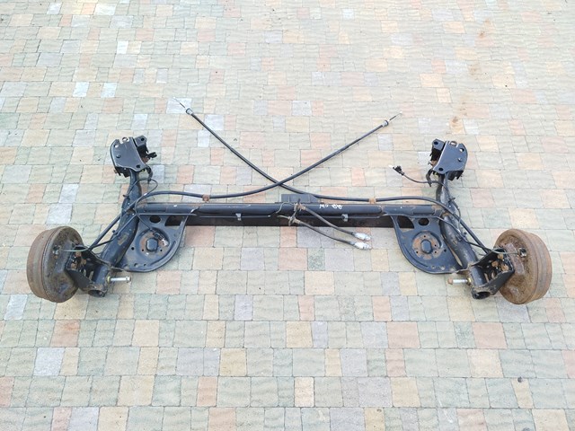 Кронштейн задней балки 55316AX600 NISSAN