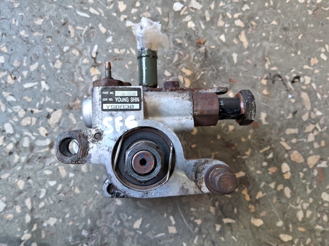 Насос рулевого механизма 5710026200 HYUNDAI