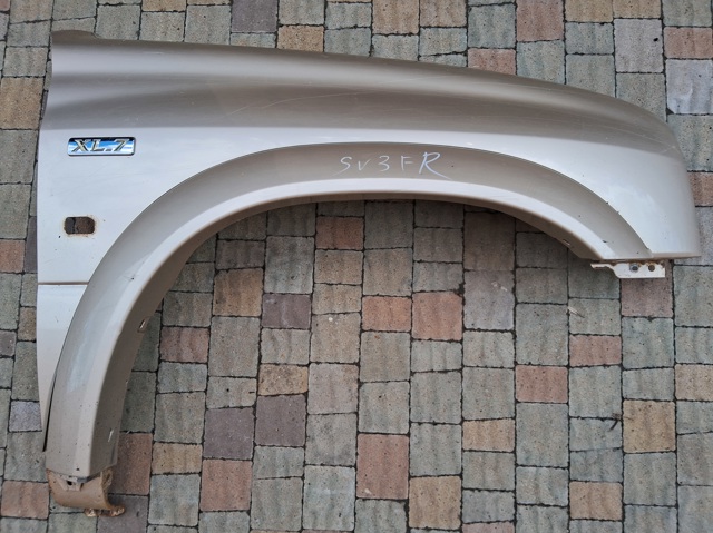 Правое крыло 5861152D10 SUZUKI