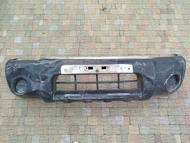 Передний бампер 62022VK425 NISSAN