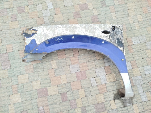 NISSAN 63113VK310 в наличии Ирпень