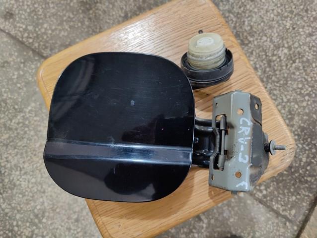 Лючок (дверца) бензобака 63910SWAA00ZZ HONDA