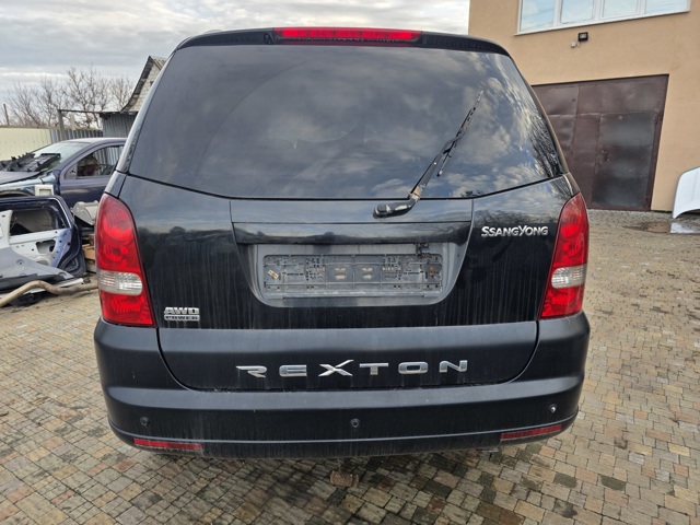 Стекло заднее, 3/5-й двери (ляды) 7145008070 SSANG YONG