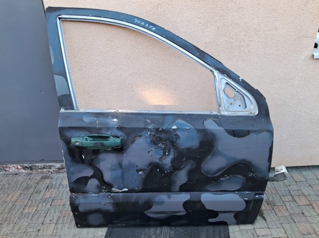 Пассажирская передняя дверь 760043E111 HYUNDAI