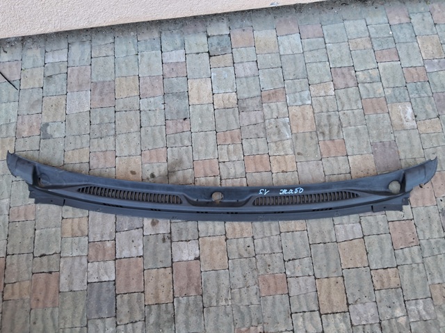 Решетка стеклоочистителей 7731065D205PK SUZUKI