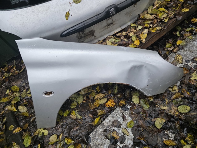 Переднее правое крыло 7841L0 PEUGEOT