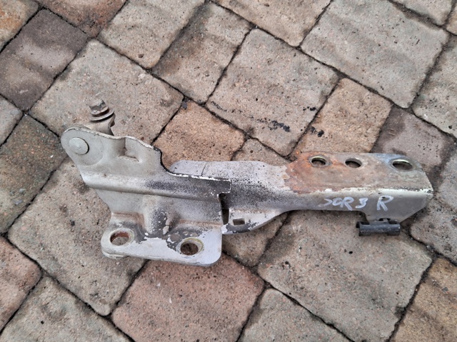 Петля капота, правая 791203E000 HYUNDAI