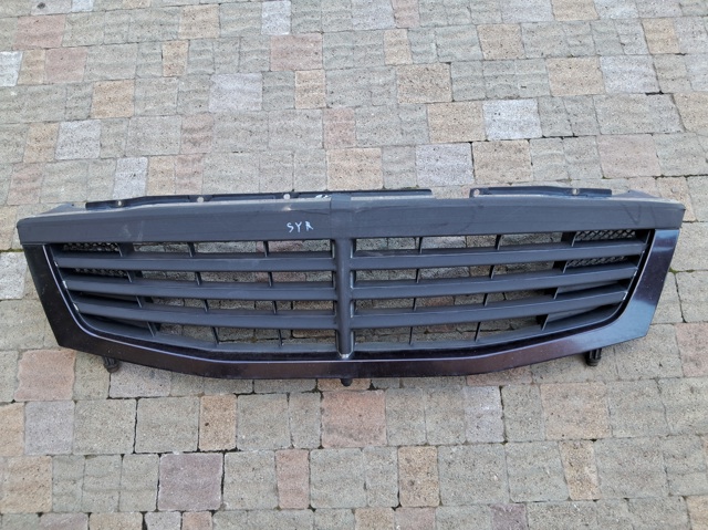Решетка радиатора 7946008010LAK SSANG YONG