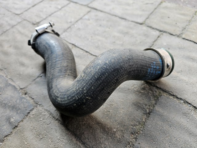 Патрубок интеркуллера 7L6145738A VAG