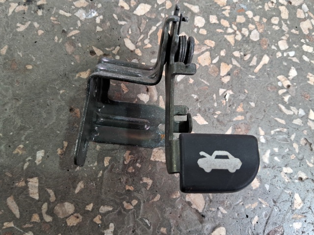 Ручка открывания капота 8118002000 HYUNDAI