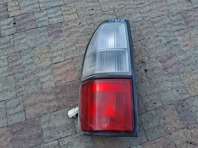 Левый стоп 8156160520 TOYOTA