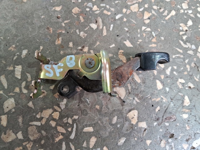 HYUNDAI 8157022001 Ручка открывания замка (лючка) бензобака в наличии Каменское