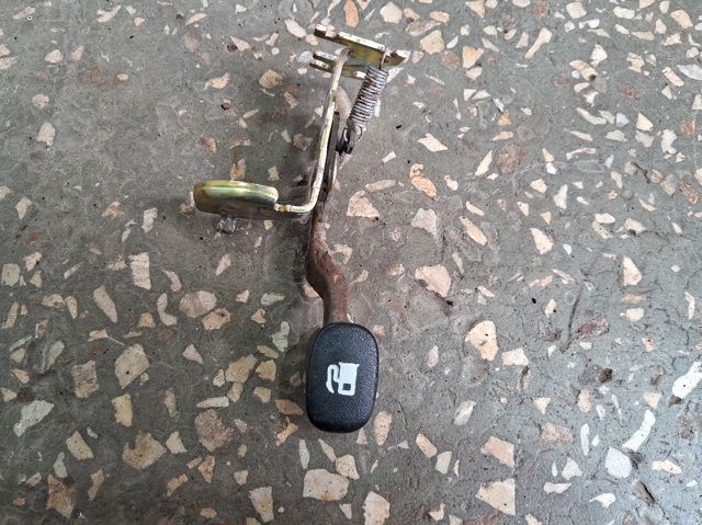 Ручка открывания замка/лючка бензобака 8157022001 HYUNDAI