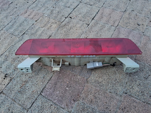 Фонарь сигнальный Toyota Land Cruiser 90