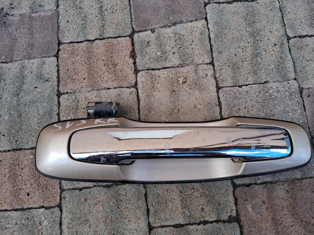 Ручка правой задней двери 8281065D005PK SUZUKI