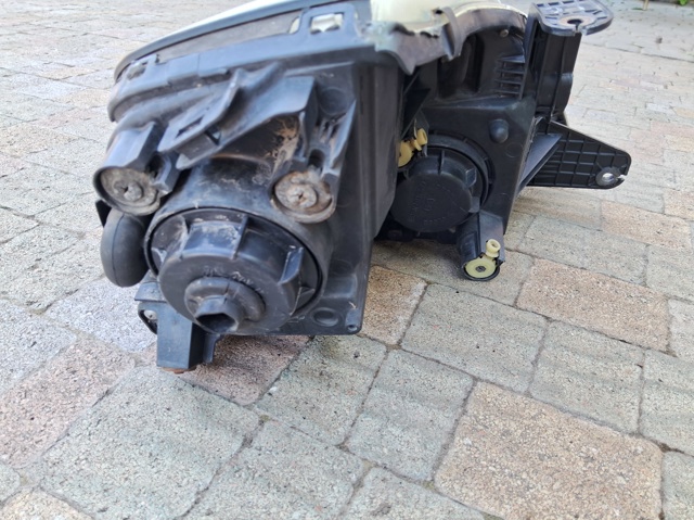 SSANG YONG 8310108203HBC Фара левая в наличии Ровно