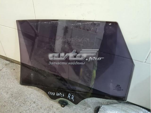 Стекло задней правой двери 834211H000 HYUNDAI